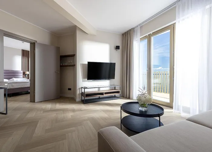 Meridian Hotell Chałupy